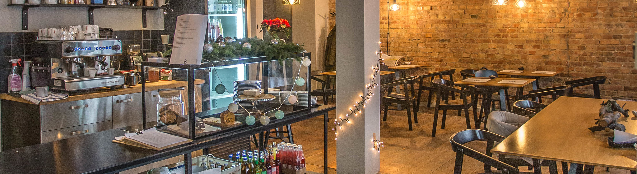 239 klubokawiarnia (ZAMKNIĘTE NA STAŁE)